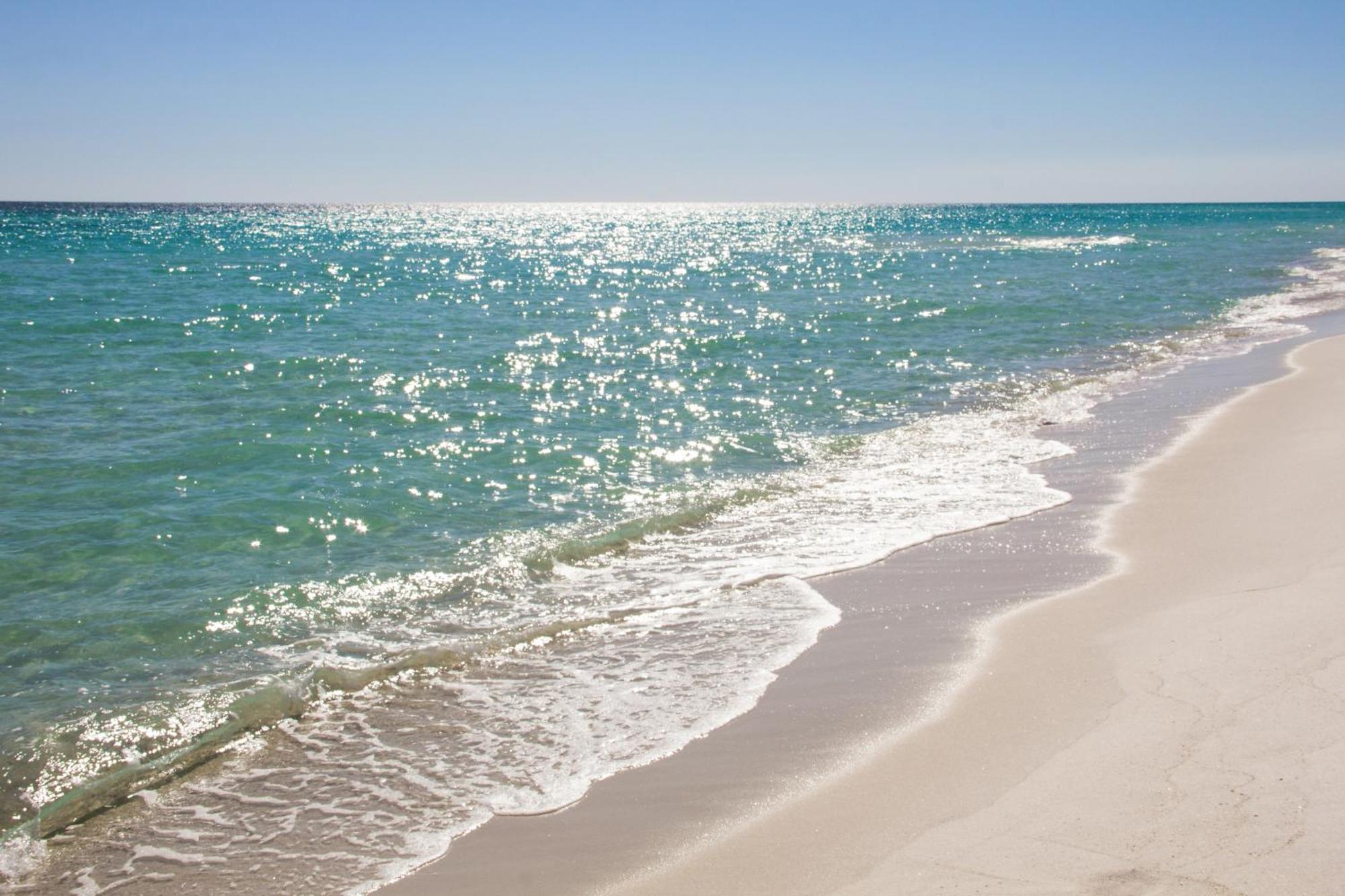 Tidewater Escape: 1Br/2Ba Beachfront Condo, Sleeps 6, Gulf Views & Comfort! Panama City Beach Kültér fotó