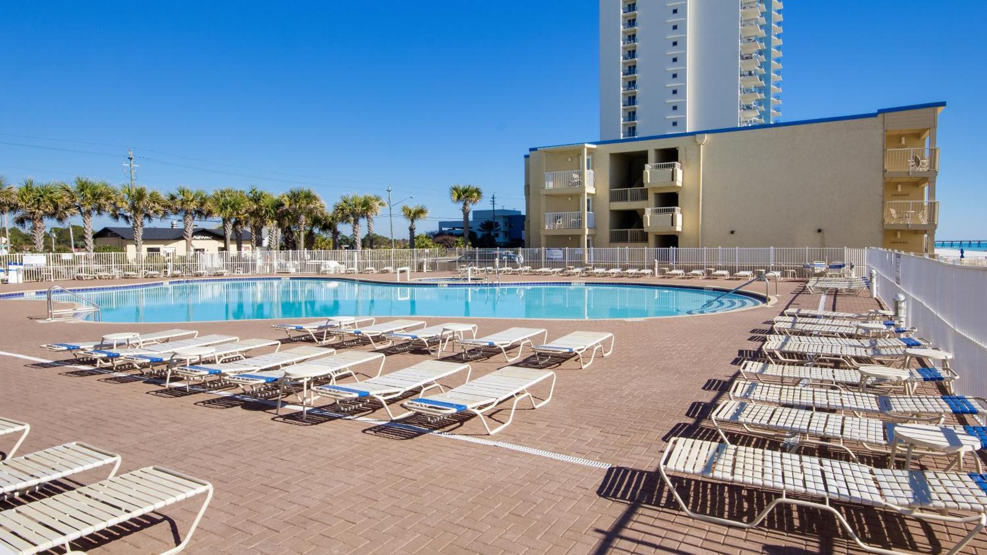 Tidewater Escape: 1Br/2Ba Beachfront Condo, Sleeps 6, Gulf Views & Comfort! Panama City Beach Kültér fotó